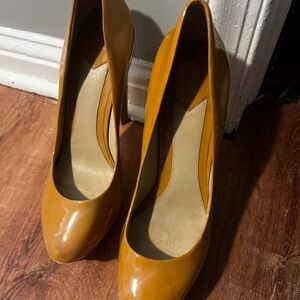 Brian Atwood Gold & Silver heels
